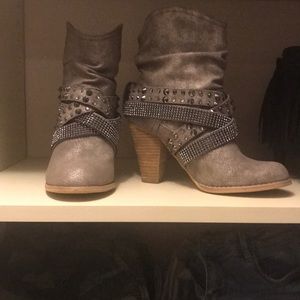Ladies Boots size 9